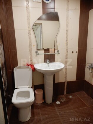2 otaqlı Köhnə tikili, Qara Qarayev m., Bakı