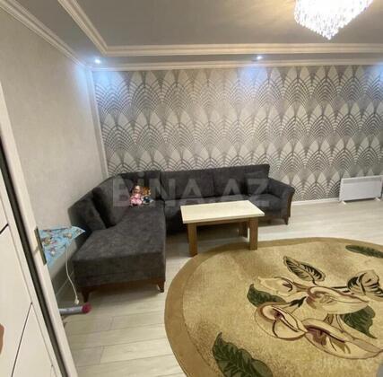 2 otaqlı Köhnə tikili, Memar Əcəmi m., Bakı