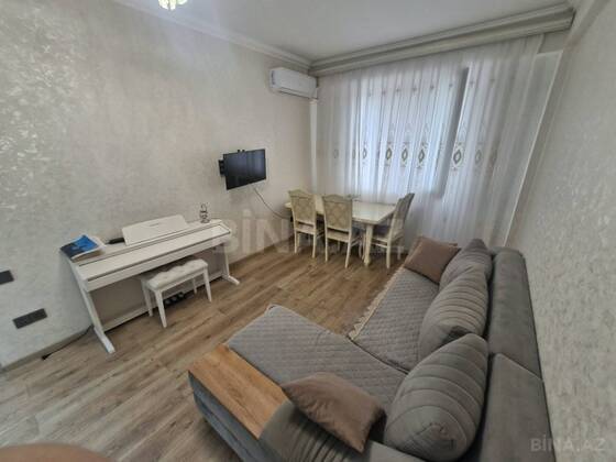 3 otaqlı Yeni tikili, Xırdalan