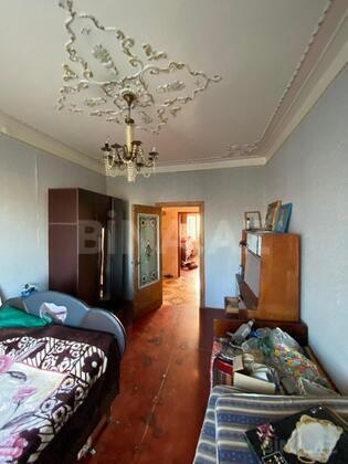 4 otaqlı Köhnə tikili, Qaraçuxur q., Bakı