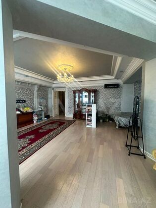 4 otaqlı Yeni tikili, Elmlər Akademiyası m., Bakı