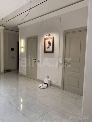 3 otaqlı Yeni tikili, Şah İsmayıl Xətai m., Bakı