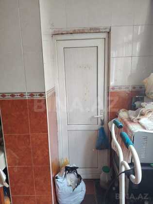 3 otaqlı Köhnə tikili, Neftçilər m., Bakı