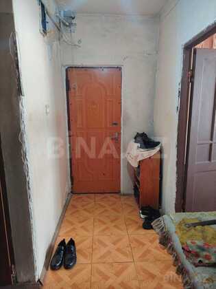 3 otaqlı Köhnə tikili, Neftçilər m., Bakı