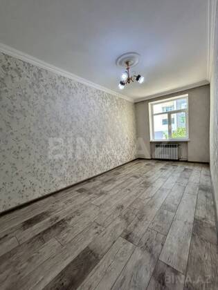 2 otaqlı Köhnə tikili, Qara Qarayev m., Bakı