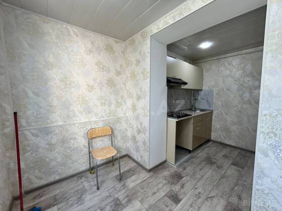2 otaqlı Köhnə tikili, Qara Qarayev m., Bakı