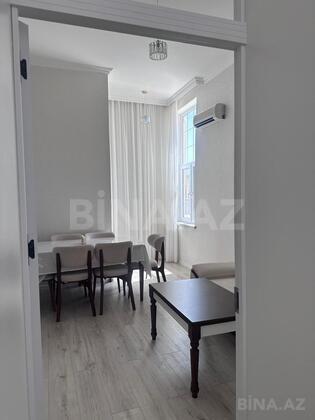 2 otaqlı Köhnə tikili, Nizami m., Bakı