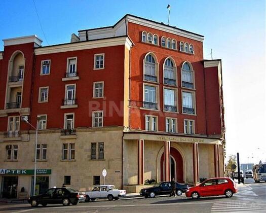 3 otaqlı Köhnə tikili, Nəsimi r., Bakı