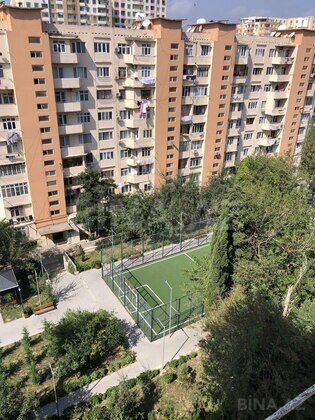 2 otaqlı Köhnə tikili, Əhmədli m., Bakı