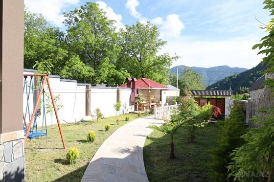 6 otaqlı Həyət evi/Bağ evi, Qax