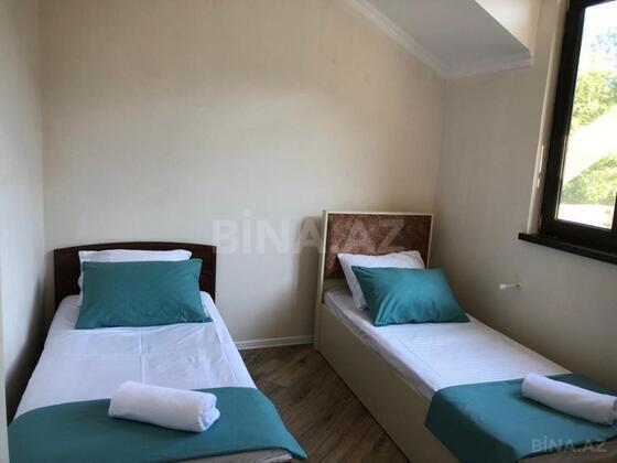7 otaqlı Həyət evi/Bağ evi, Qax