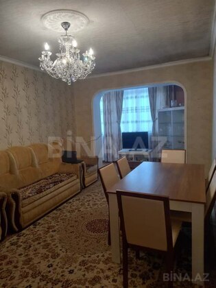 3 otaqlı Köhnə tikili, Elmlər Akademiyası m., Bakı
