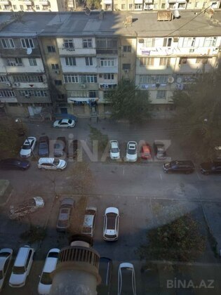 3 otaqlı Köhnə tikili, Elmlər Akademiyası m., Bakı