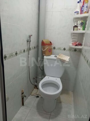 3 otaqlı Köhnə tikili, Elmlər Akademiyası m., Bakı