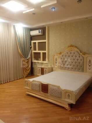 3 otaqlı Yeni tikili, Şah İsmayıl Xətai m., Bakı