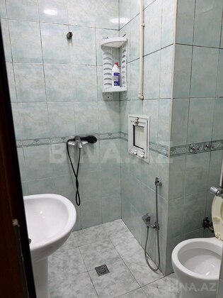 1 otaqlı Köhnə tikili, Memar Əcəmi m., Bakı