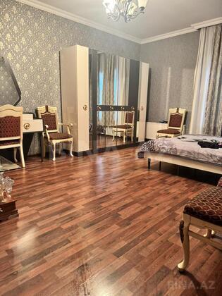 2 otaqlı Köhnə tikili, İnşaatçılar m., Bakı