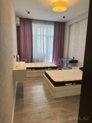 3 otaqlı Yeni tikili, Elmlər Akademiyası m., Bakı