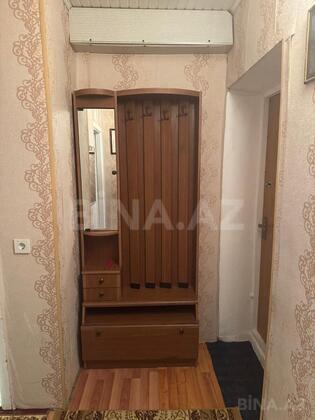 3 otaqlı Köhnə tikili, Elmlər Akademiyası m., Bakı
