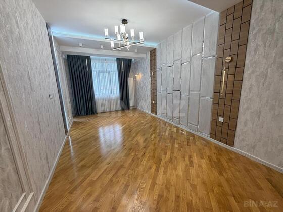 3 otaqlı Yeni tikili, Neftçilər m., Bakı