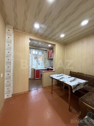 2 otaqlı Köhnə tikili, Bakıxanov q., Bakı