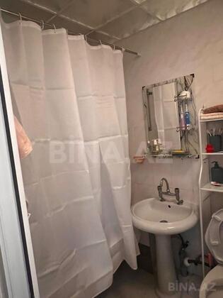 2 otaqlı Köhnə tikili, Elmlər Akademiyası m., Bakı