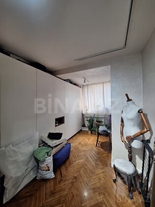 3 otaqlı Köhnə tikili, İnşaatçılar m., Bakı