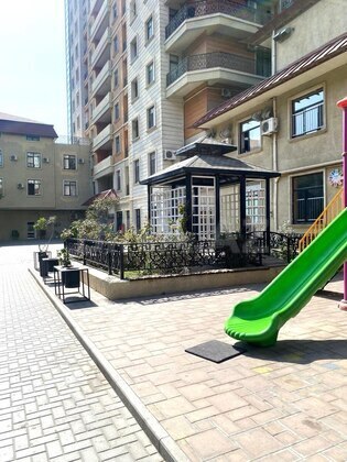 2 otaqlı Yeni tikili, Qara Qarayev m., Bakı