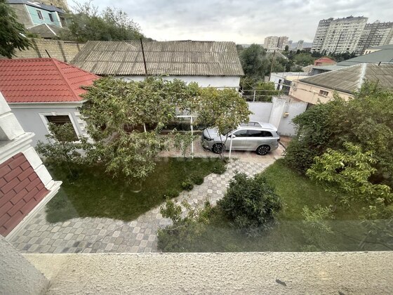 8 otaqlı Həyət evi/Bağ evi, Avtovağzal m., Bakı