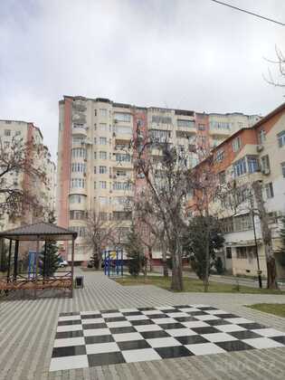 3 otaqlı Yeni tikili, Memar Əcəmi m., Bakı