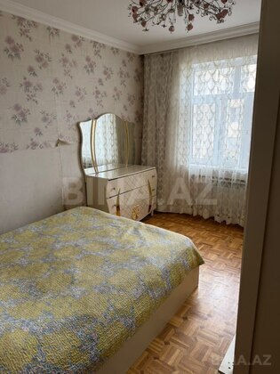 3 otaqlı Köhnə tikili, Əhmədli m., Bakı