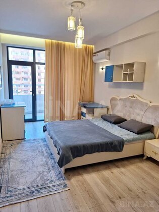 3 otaqlı Yeni tikili, Şah İsmayıl Xətai m., Bakı