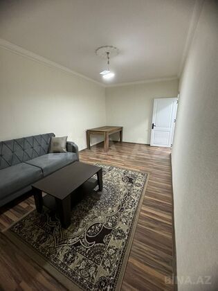 2 otaqlı Köhnə tikili, Xalqlar Dostluğu m., Bakı