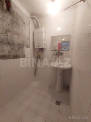 2 otaqlı Köhnə tikili, Neftçilər m., Bakı