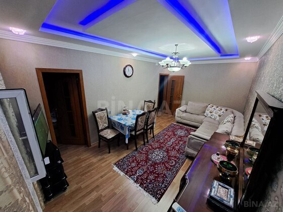 3 otaqlı Köhnə tikili, Həzi Aslanov m., Bakı