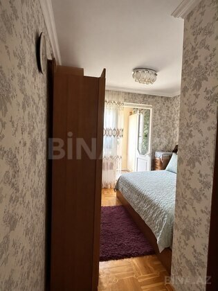 3 otaqlı Köhnə tikili, Əhmədli m., Bakı