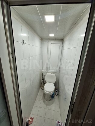 3 otaqlı Köhnə tikili, 8-ci mikrorayon q., Bakı