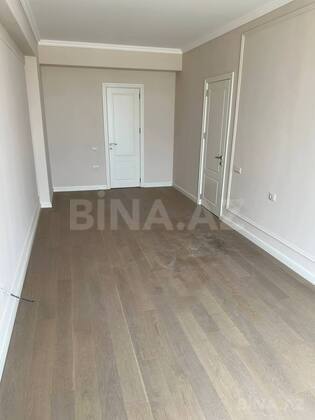 4 otaqlı Yeni tikili, Bakmil m., Bakı