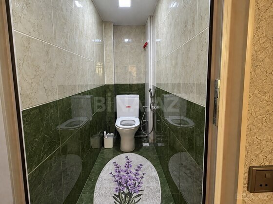 3 otaqlı Köhnə tikili, Bakıxanov q., Bakı