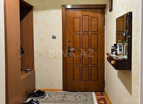 4 otaqlı Köhnə tikili, Həzi Aslanov m., Bakı