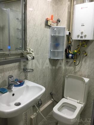 2 otaqlı Köhnə tikili, Elmlər Akademiyası m., Bakı
