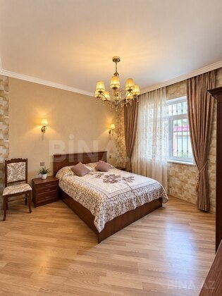 4 otaqlı Həyət evi/Bağ evi, Şüvəlan q., Bakı