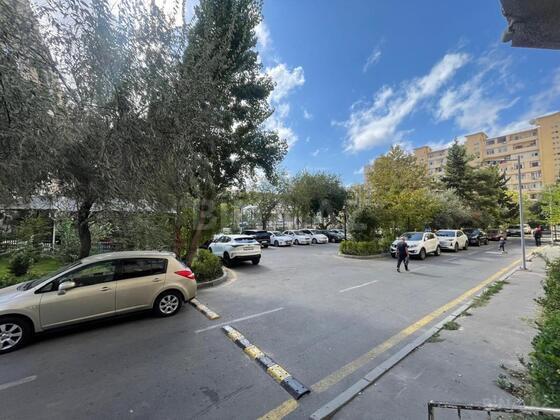 2 otaqlı Köhnə tikili, Xalqlar Dostluğu m., Bakı