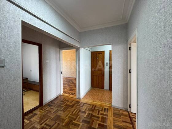 3 otaqlı Köhnə tikili, Xətai r., Bakı