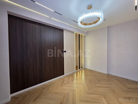 3 otaqlı Yeni tikili, Qara Qarayev m., Bakı