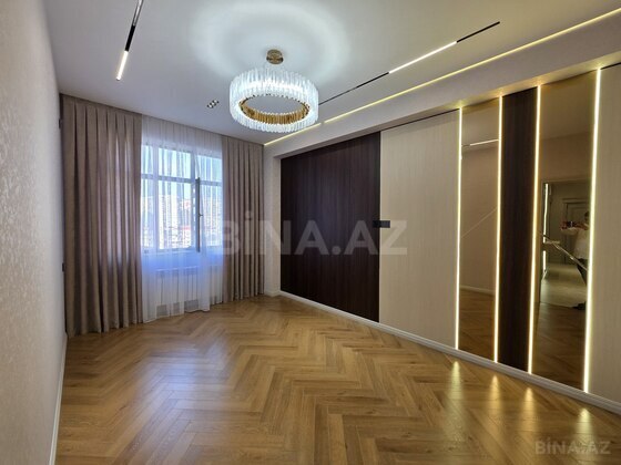 3 otaqlı Yeni tikili, Qara Qarayev m., Bakı