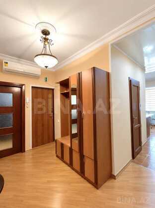 4 otaqlı Köhnə tikili, Əhmədli m., Bakı