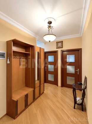 4 otaqlı Köhnə tikili, Əhmədli m., Bakı