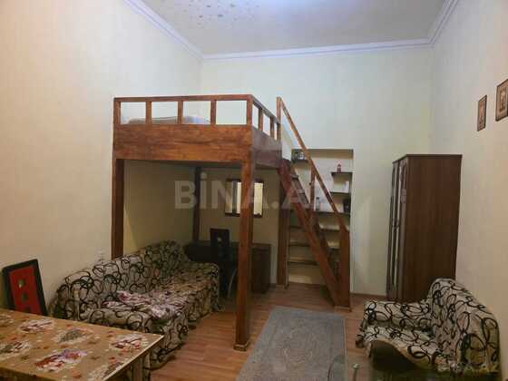 1 otaqlı Köhnə tikili, 20-ci sahə q., Bakı