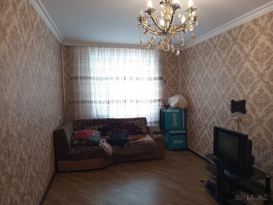 2 otaqlı Köhnə tikili, Neftçilər m., Bakı